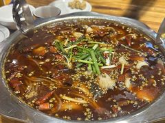 -乡土特色.冷锅鱼.牦牛肉汤锅