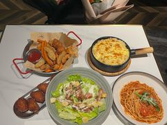 -静香HOUSE·全时段融合餐厅(七星欢乐颂店)