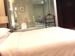 -上海龙之梦万丽酒店