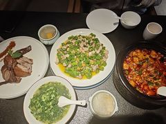 -万重锦·人文川菜馆(骡马市店)