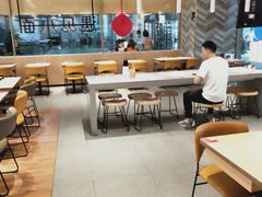 用餐区-遇见小面(站西路店)