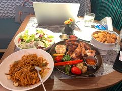 -芭莉与彩虹西餐厅(成都合生汇店)