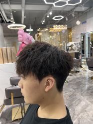 -容萨美业·美容美发