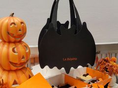 -La Repete 手工千层蛋糕(深圳卓悦中心店)