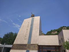 -平西抗日烈士陵园