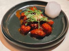 红酒泡沫牛仔粒-荟廷·晶萃(陆家嘴尚悦湾店)