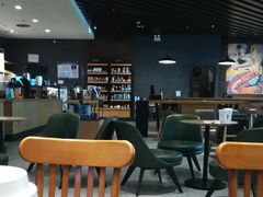 -星巴克臻选(济南万达店)