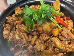 -耙吉吉川味小酒馆(本地人回头店)