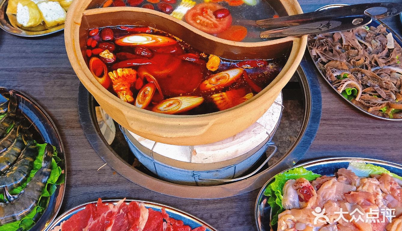 生料火锅在龙腾里街噢