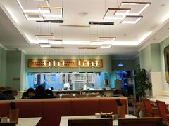 -新世界·过桥米线宴