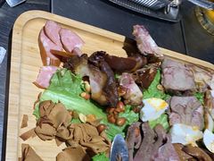 -马路牙子烧烤音乐酒馆(望京店)