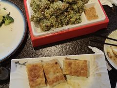 -靠山屯东北农家菜(八龙桥雅苑店)