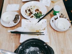 -盛燕泥丁粥
