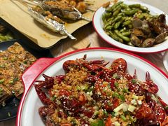 -郑记•不夜城烧烤•龙虾•虾蟹(黄鹤楼店)