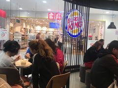 等位区-汉堡王(龙德广场店)