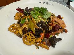 -拿渡·水煮鱼麻辣香锅(王府井奥莱·香江小镇店)