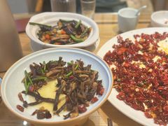 -严记小天府酸菜鱼(西四路店)