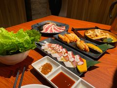 -山之屋炭火烧肉·生啤畅饮(大朗万科中央公园店)