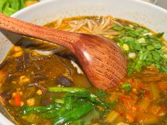 -SHAN山(前滩太古里店)