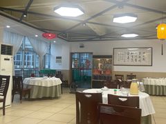 -品香菜馆(旗峰路中侨大厦店)