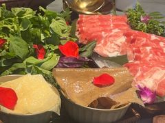 -慢丽江·云南野生菌土鸡锅(付家庄店)