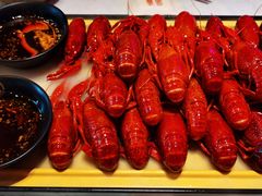 -肥肥虾庄·金牌油焖大虾(首义路店)