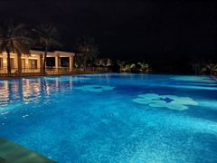 -海悦山庄酒店-花园泳池