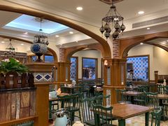 大堂-清真·玛丽亚新疆菜主题餐厅(浙江中路店)