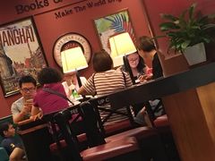 -西西弗书店&矢量咖啡(静安大悦城店)