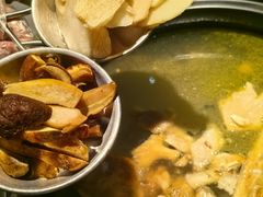 -一朵菌·野生菌探索家火锅(南亚店)