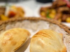 馕坑烤包子-巴扎美食·新疆菜·西域歌舞表演餐厅(新疆大厦店)