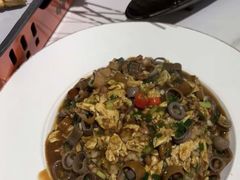 -嗨辣小聚·盘锦河蟹·海鲜烧烤龙虾(盘锦十年好店)