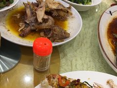 -鹏城人家海鲜酒家·23年老字号(较场尾店)