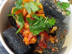 -黑色经典臭豆腐·湖南特产(步行街店)