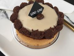 -UNI UNI(环亚凯瑟琳店)