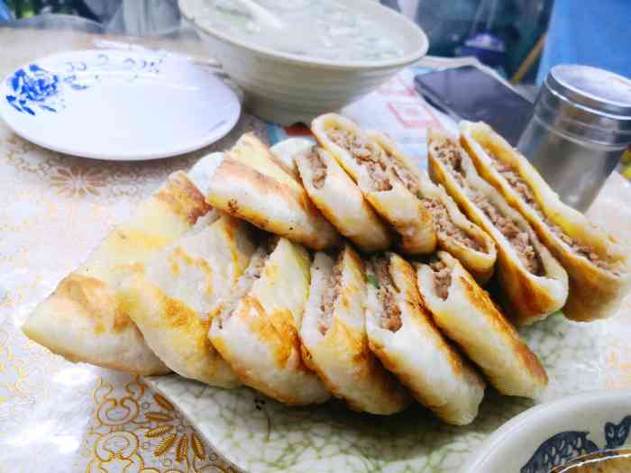 羊汤馅饼味道不错,喜欢漂亮!赞