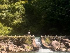 -安吉龙王山峡谷漂流