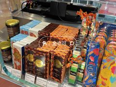 -VENCHI 闻绮(广州太古汇店)