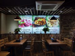 -陆记牛庄·碳锅龙虾烧烤(爱上花园店)