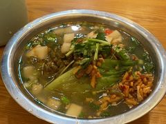 -地道战卤粉(名牌大厦店)