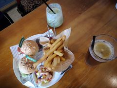 小食拼盘-Thanks美式餐厅(汉堡咖啡店)