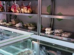 零售区-白玉兰食品(中山公园龙之梦店)