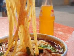红油米线-老字号杨坡红油米线腊汁肉夹馍(东四道巷店)