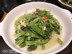 -鑫小城故事·藕汤·家常菜(台北一路总店)