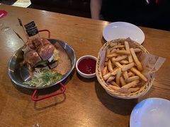-味德西餐音乐酒吧 Wade's Bar&Grill