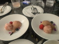 -LESCEDARS Brasserie Bistro香柏树