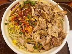 油泼腊汁肉菠菜面-老陈婆手工面庄