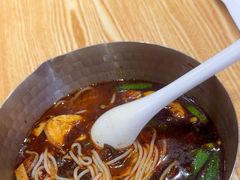 -魔都三兄弟酸辣粉·蘸卤炸串(虹桥万科店)