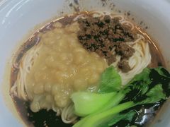 -东三里屯豌杂面