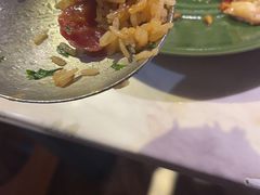 广式腊味煲仔饭-狐狸爱上椰子鸡(滨江星光大道店)